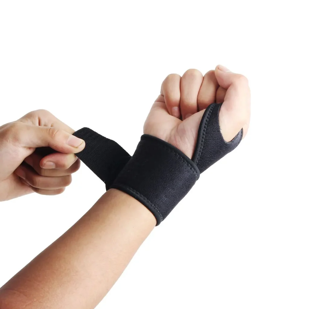 Hand brace used in ganglion cyst