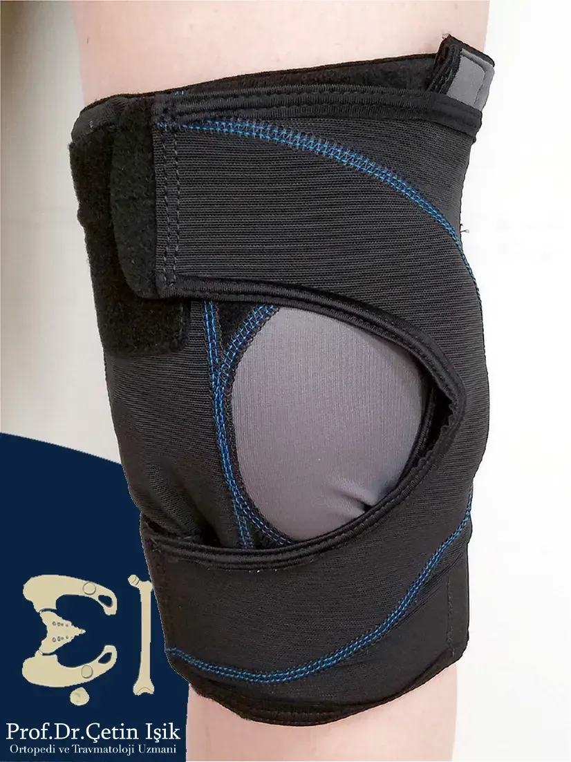 A picture showing the knee brace that fixes the soap, as it contains a number of elastic fibers that surround the knee soap and prevent it from slipping